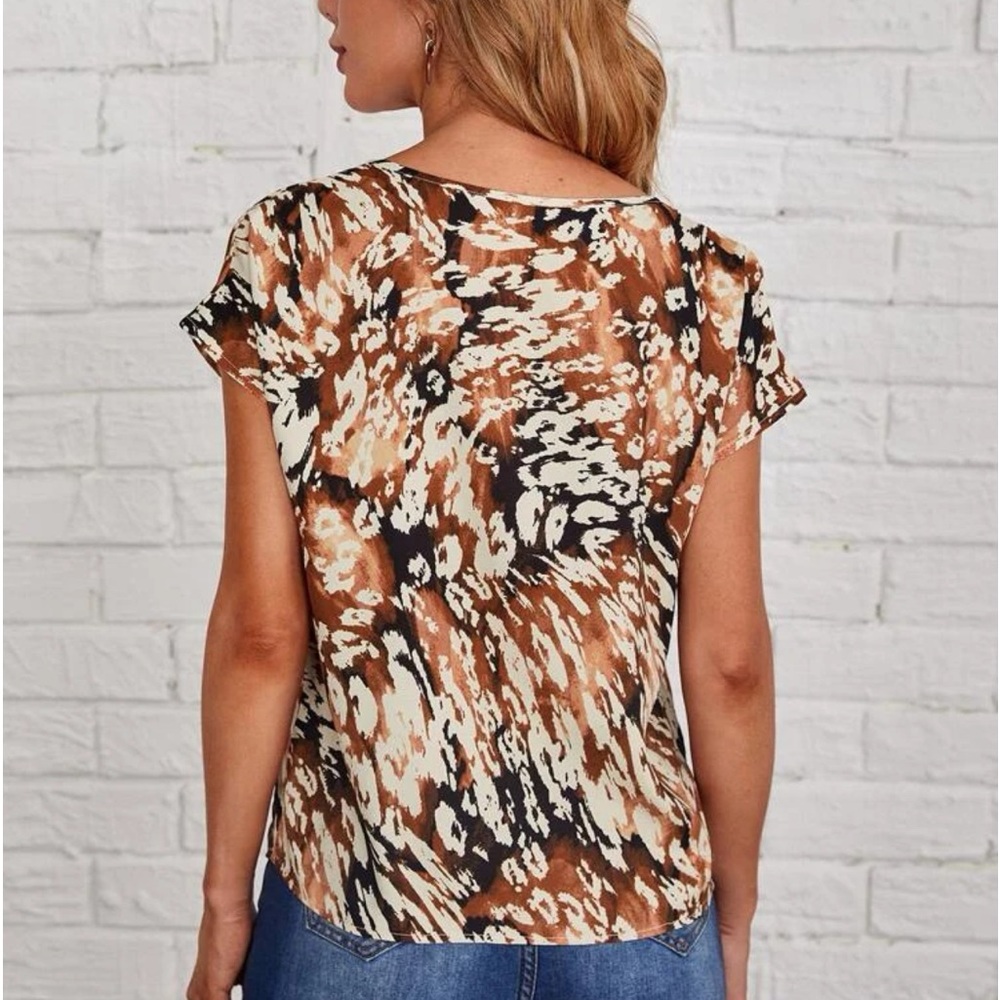 New Boho Casual Watercolour Batwing Short Sleeve Polyester Leopard Top Size: M - Picture 3 of 10